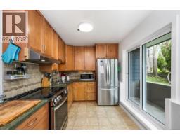 8 949 Cloverdale Ave, Saanich, BC V8X2T4 Photo 11