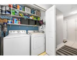 8 949 Cloverdale Ave, Saanich, BC V8X2T4 Photo 23