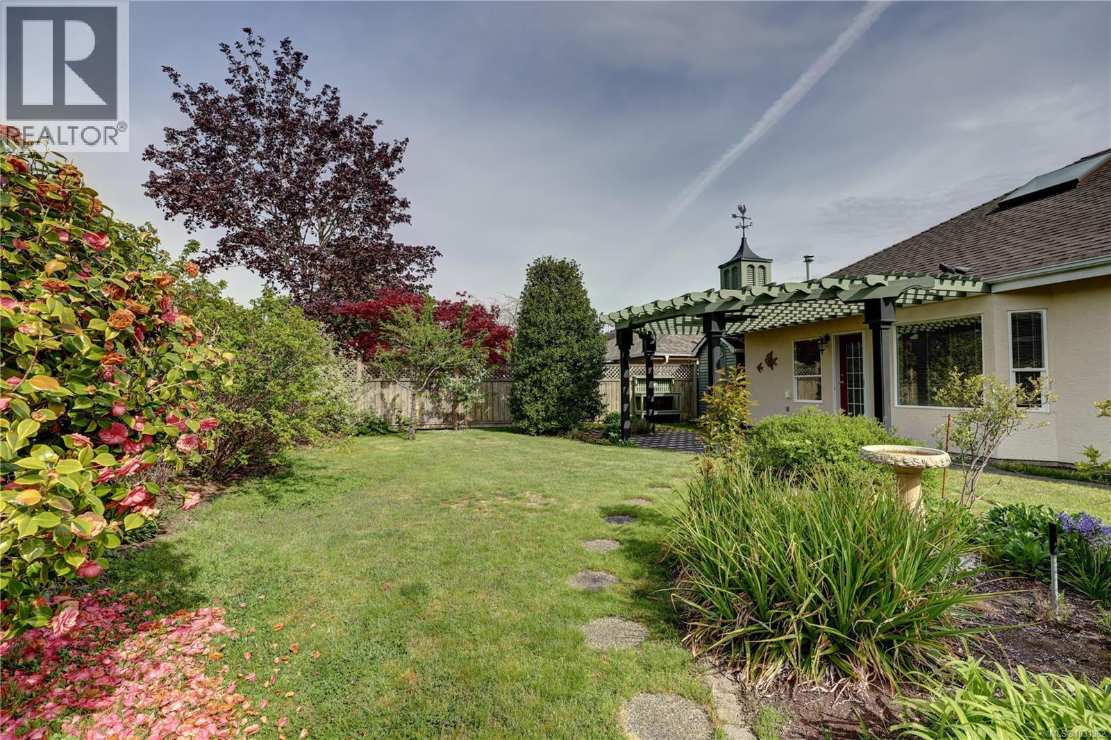 1132 Yellowbrick Rd - 52