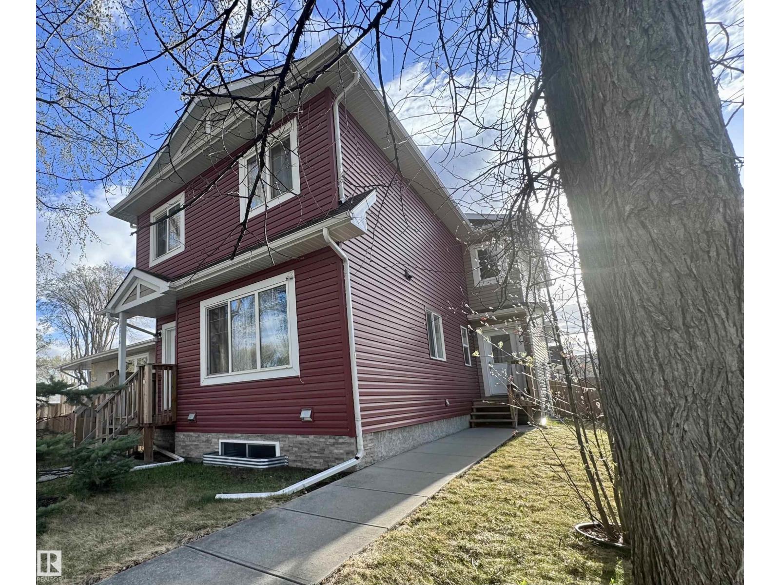 12018 65 ST NW - 18