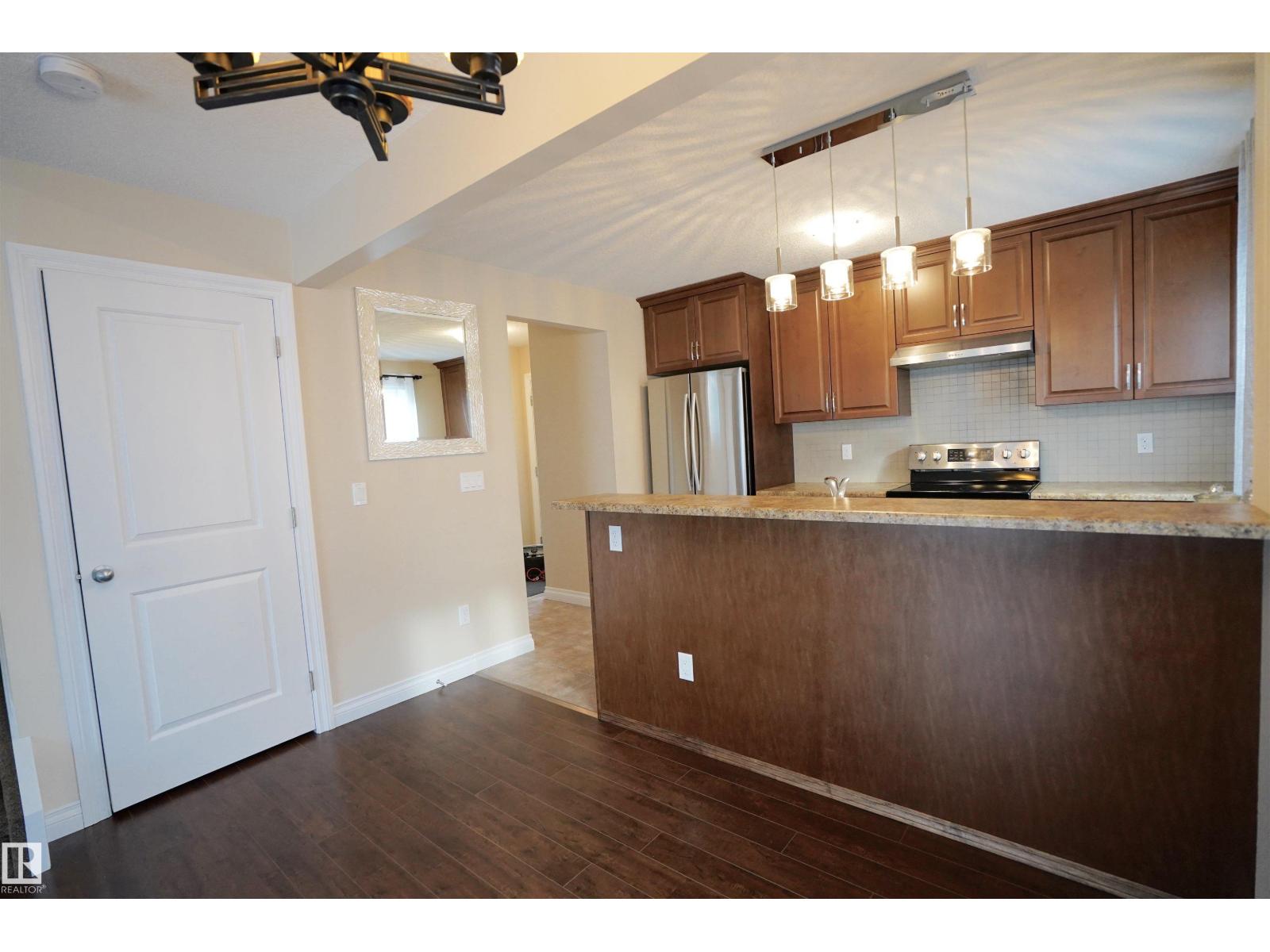 12018 65 ST NW - 5