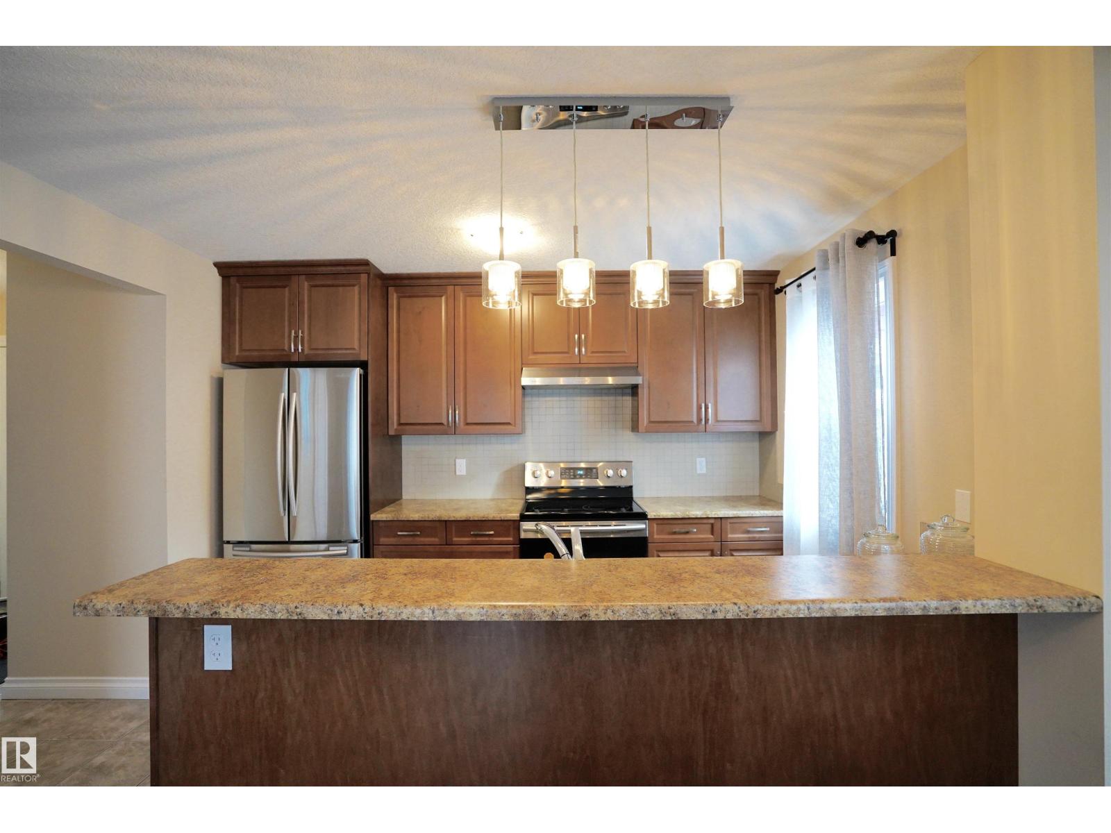 12018 65 ST NW - 6