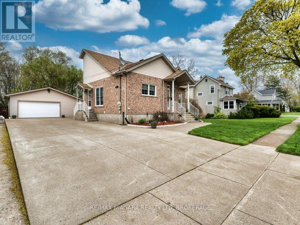 8110 LAMONT AVENUE - 1