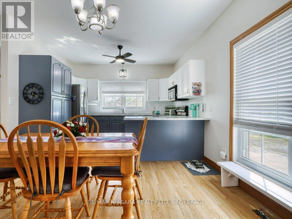 8110 LAMONT AVENUE - 16