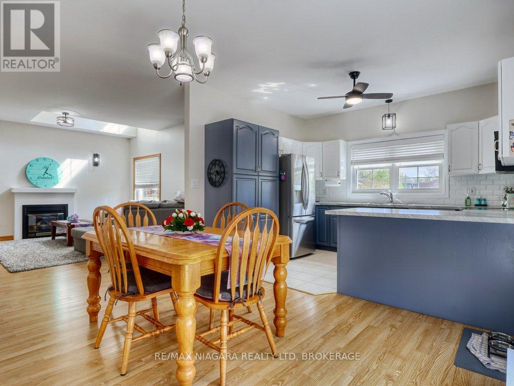 8110 LAMONT AVENUE - 17