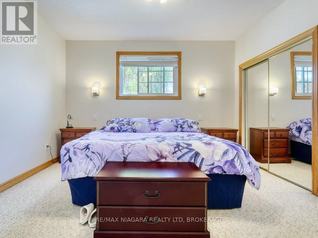 8110 LAMONT AVENUE - 31