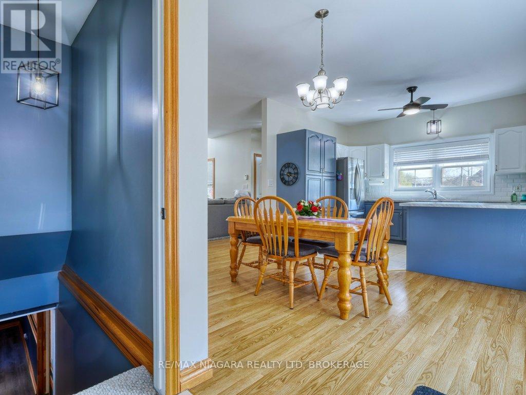 8110 LAMONT AVENUE - 37