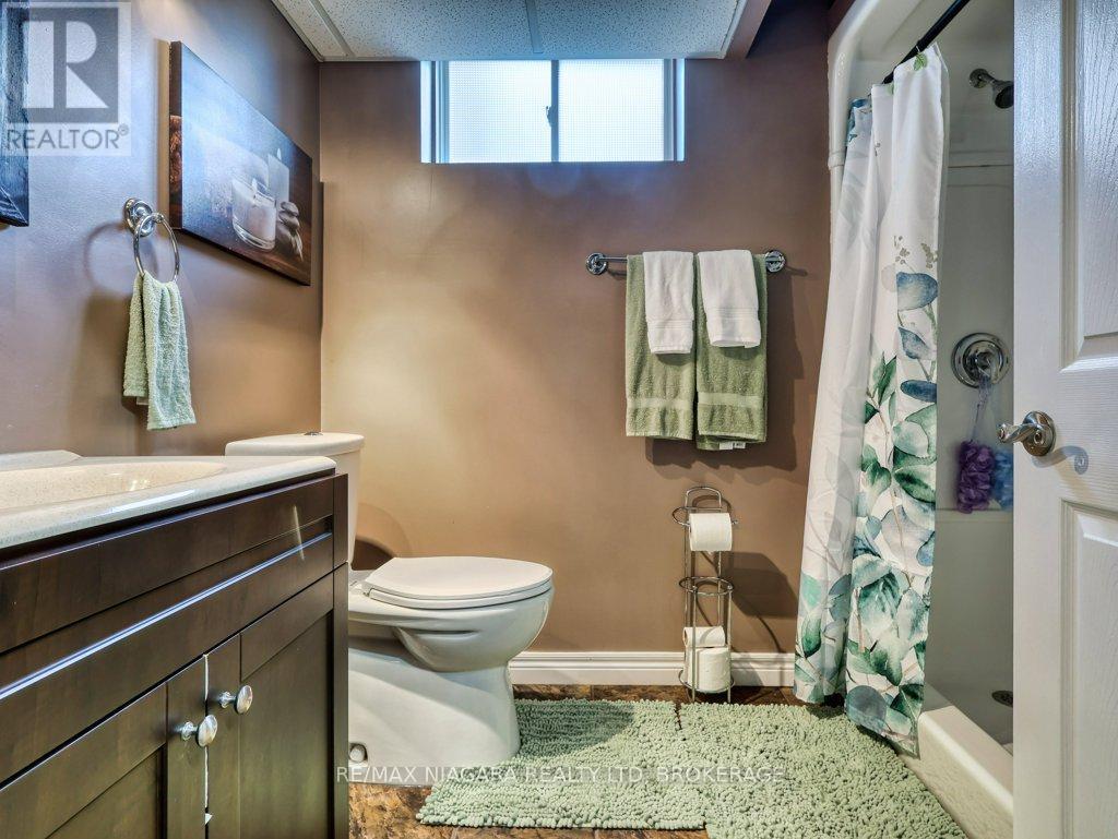 8110 LAMONT AVENUE - 47