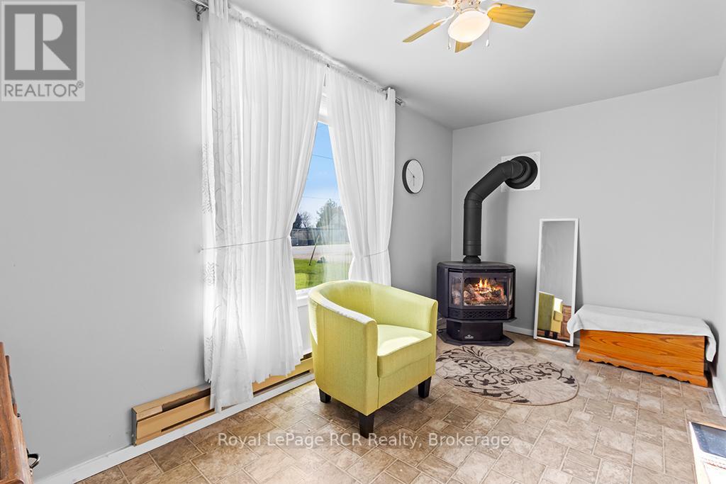 2882 6 HIGHWAY - 17