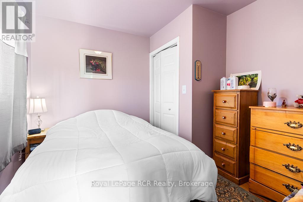 2882 6 HIGHWAY - 19