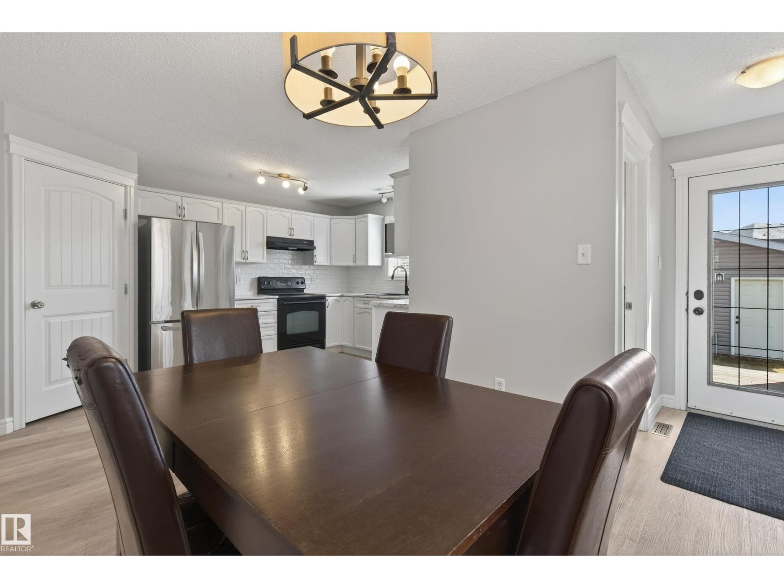 147 SUMMERWOOD DR, Sherwood Park