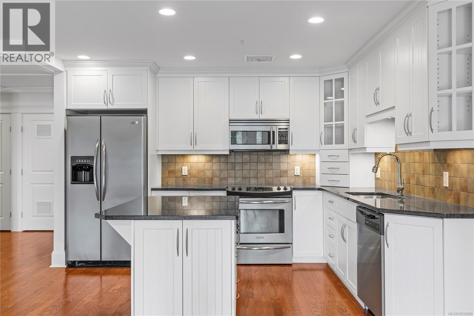 #307 222 Second Ave W - 23