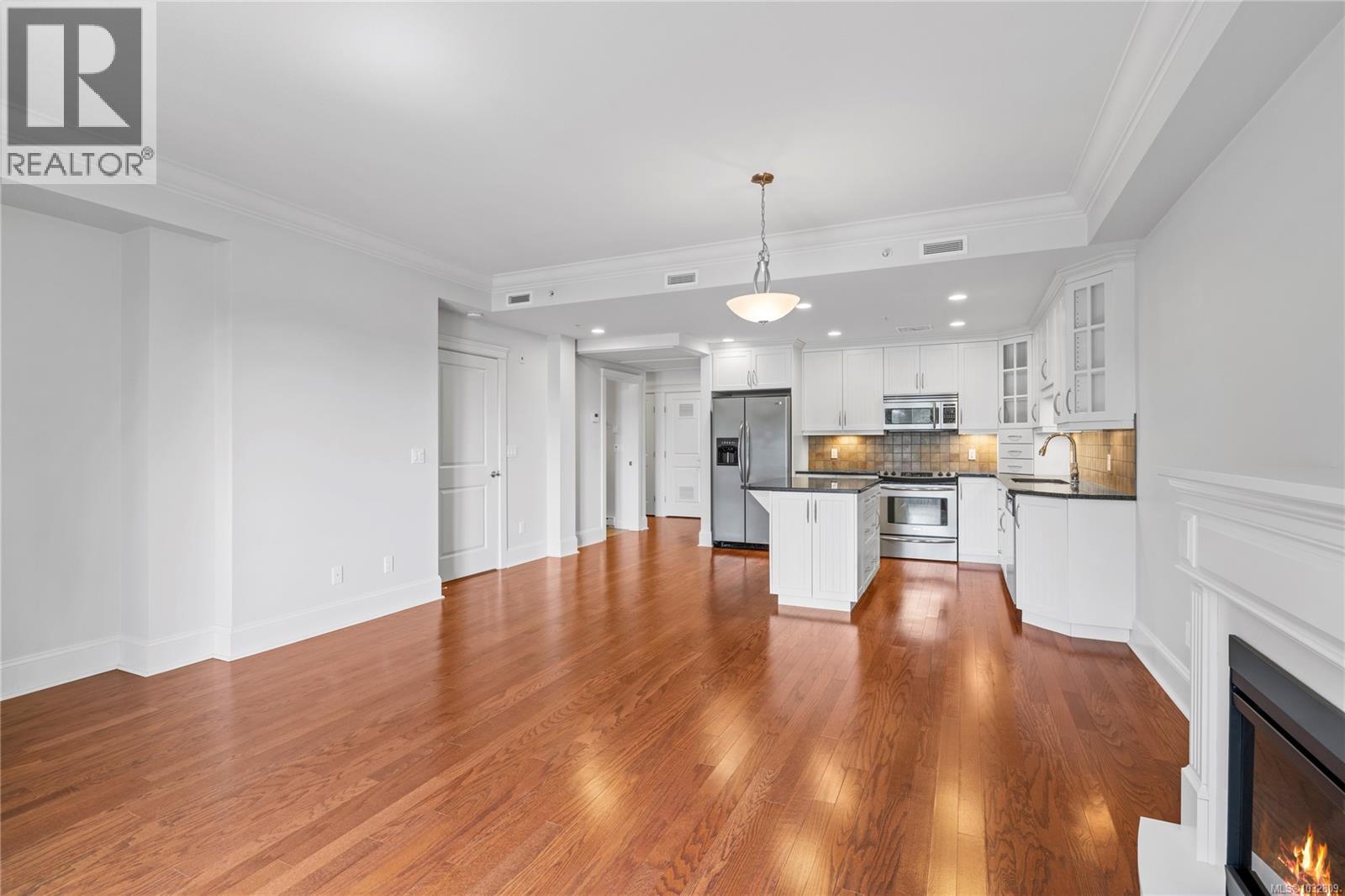 #307 222 Second Ave W - 29