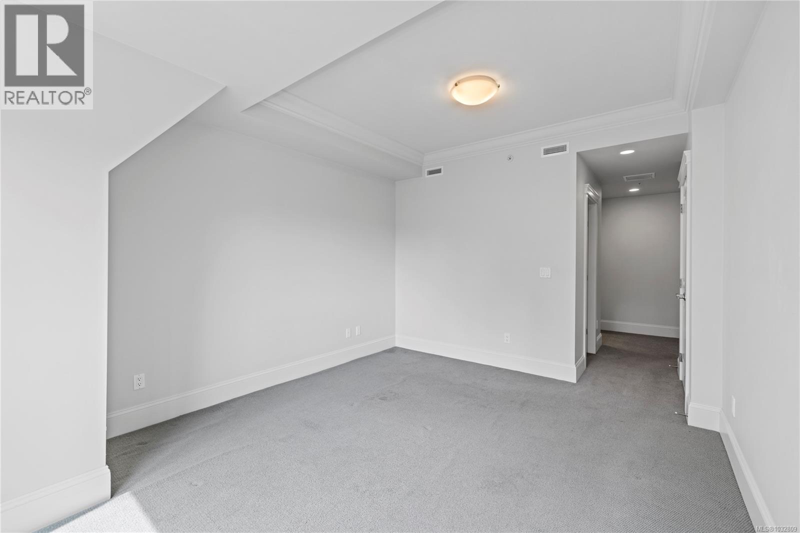 #307 222 Second Ave W - 35
