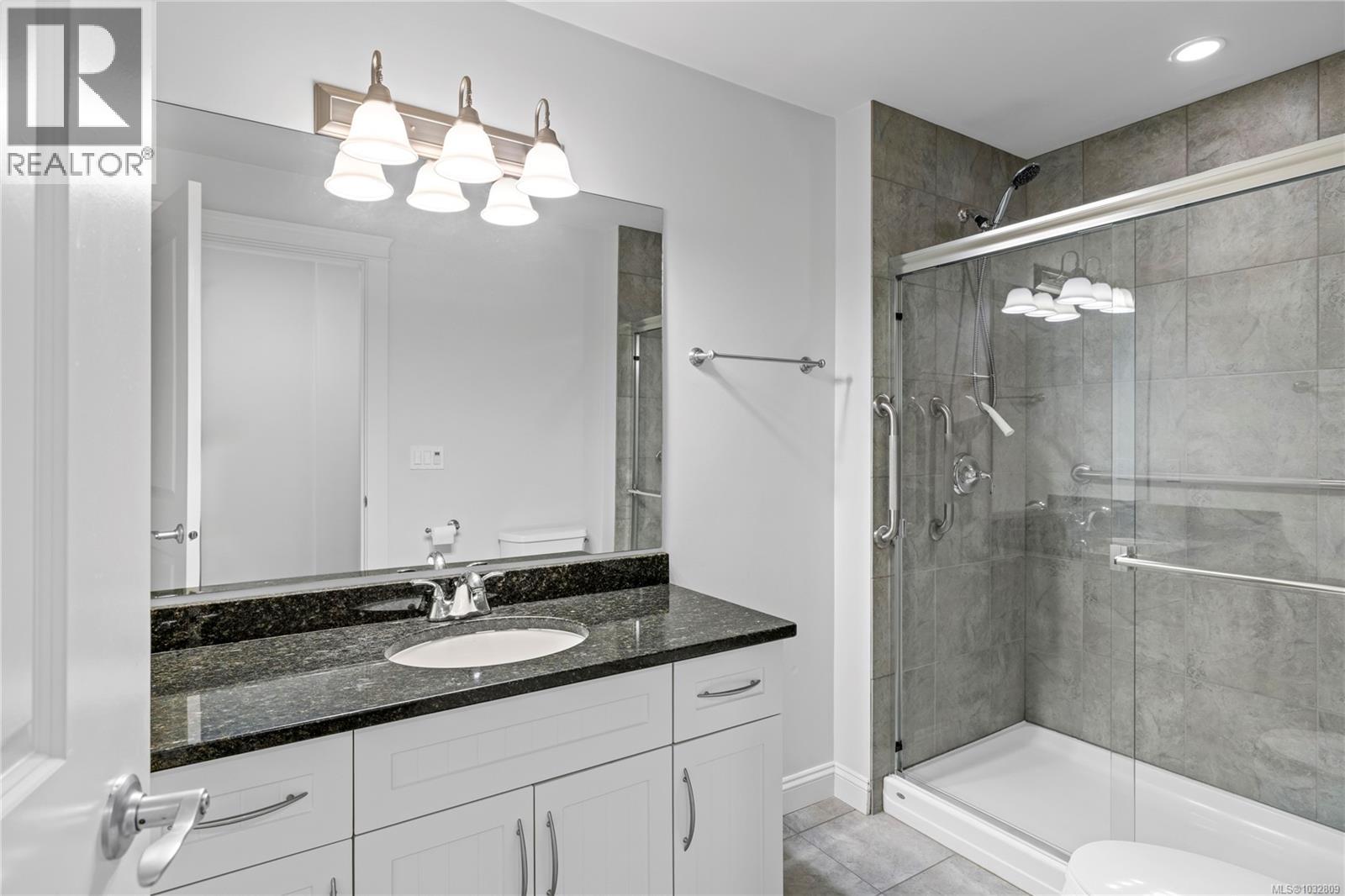 #307 222 Second Ave W - 37
