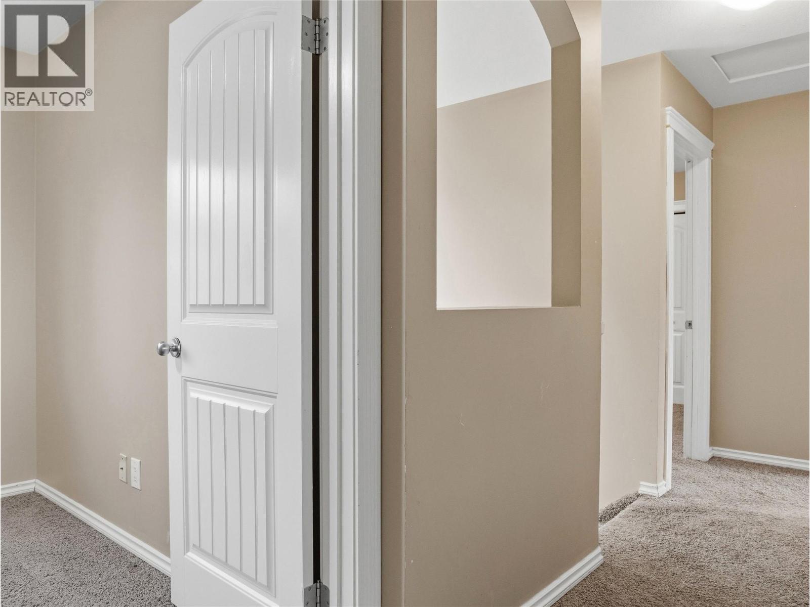 721 100 Avenue - 24