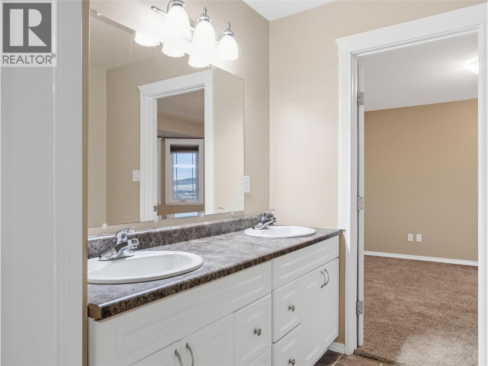 721 100 Avenue, Dawson Creek