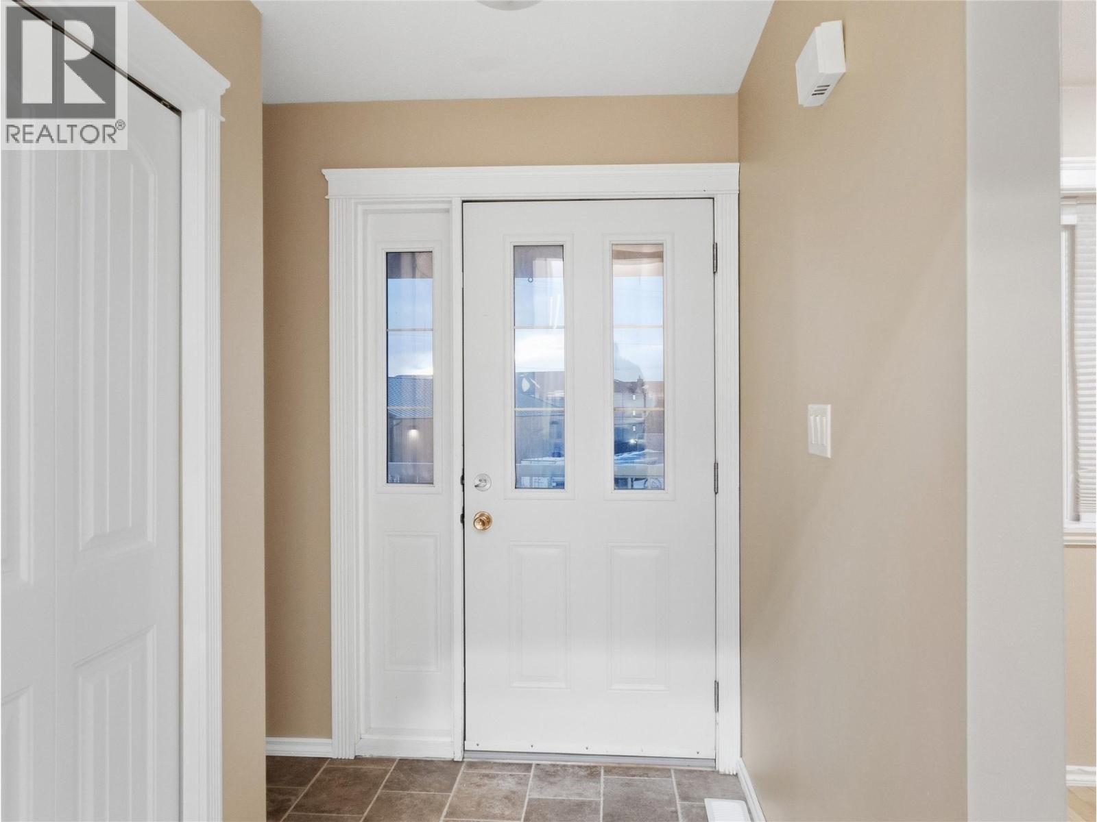 721 100 Avenue, Dawson Creek