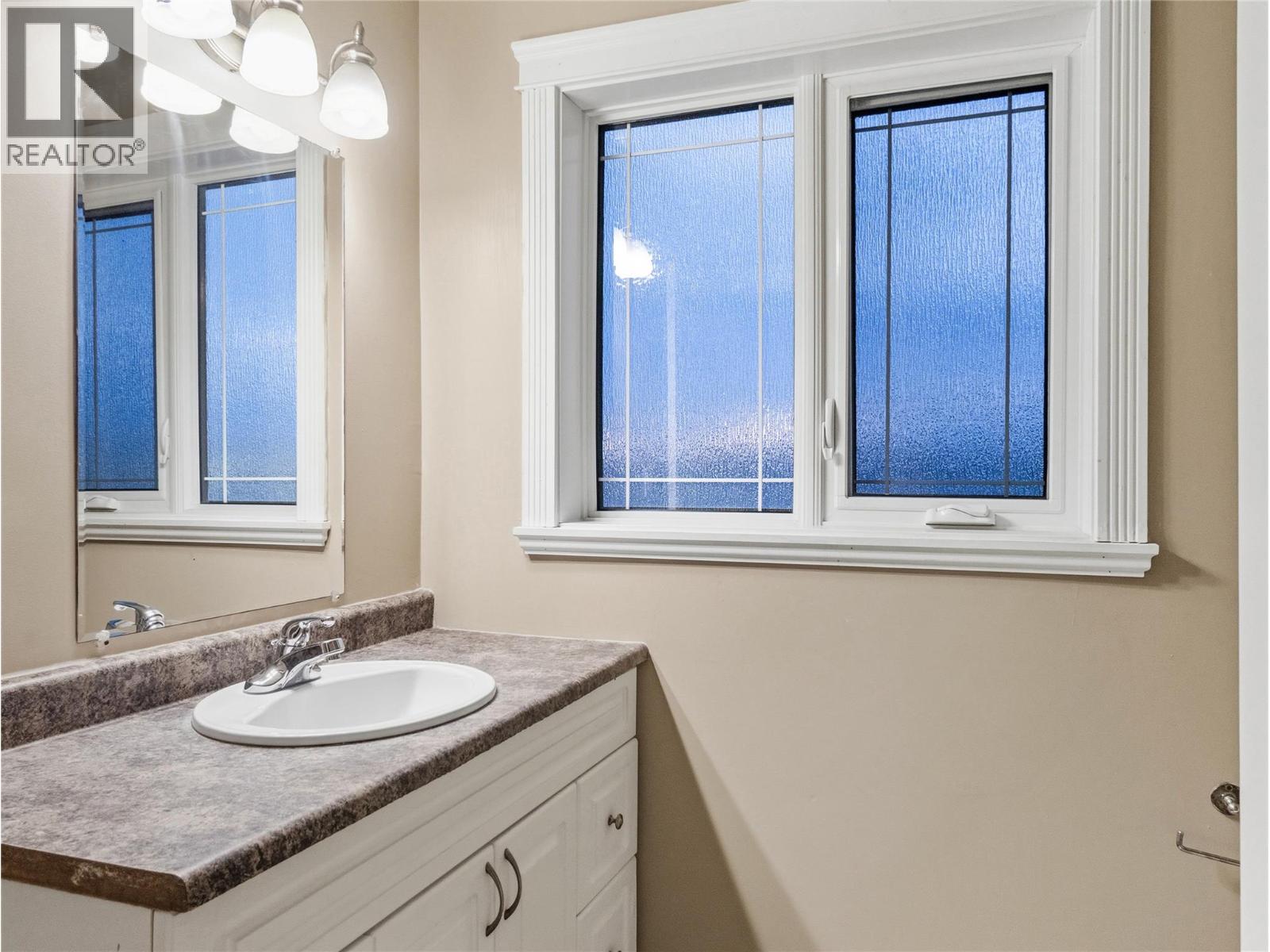 721 100 Avenue, Dawson Creek