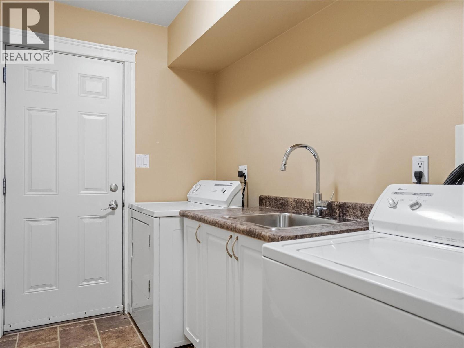 721 100 Avenue, Dawson Creek