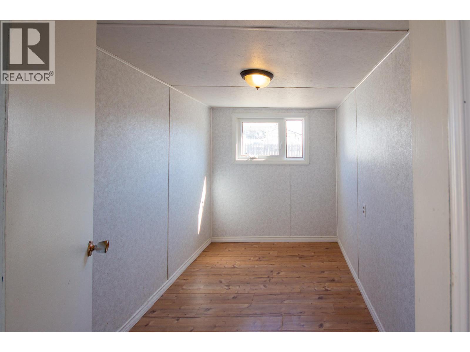 9208 7 Street - 10