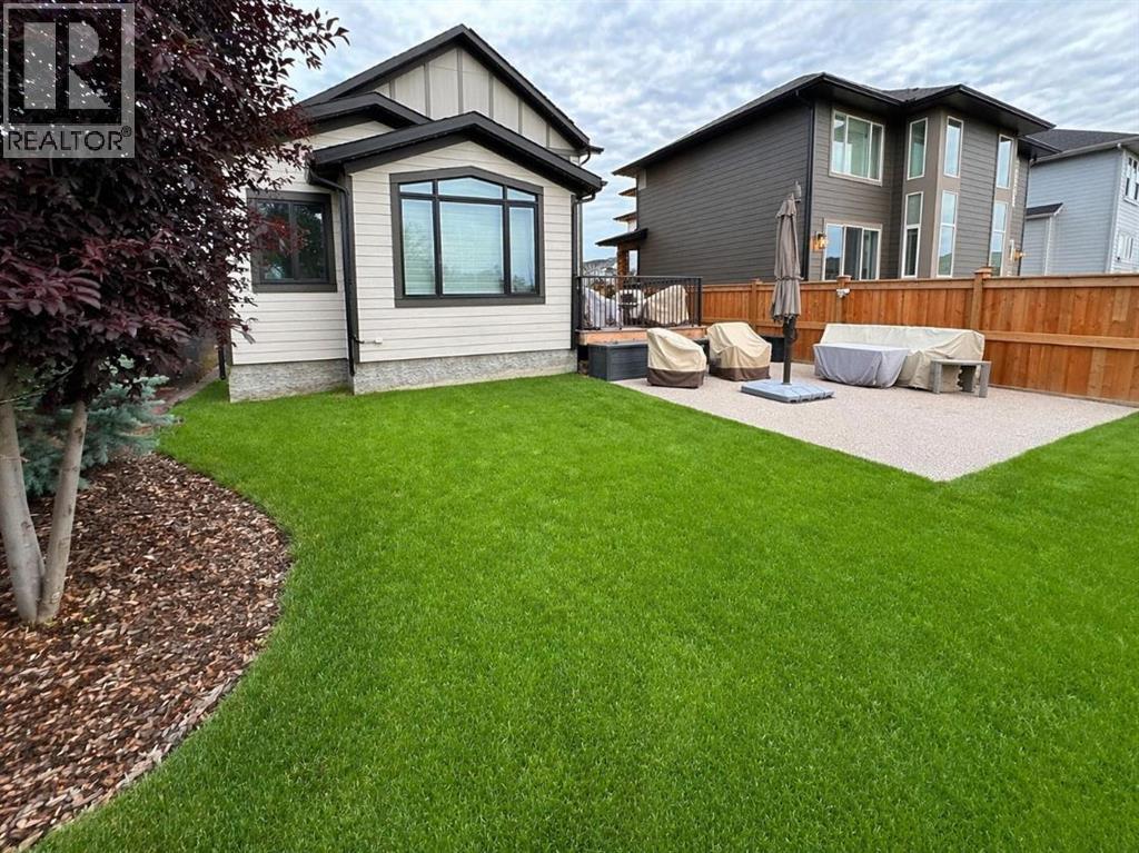 6 Legacy Woods Crescent SE - 44