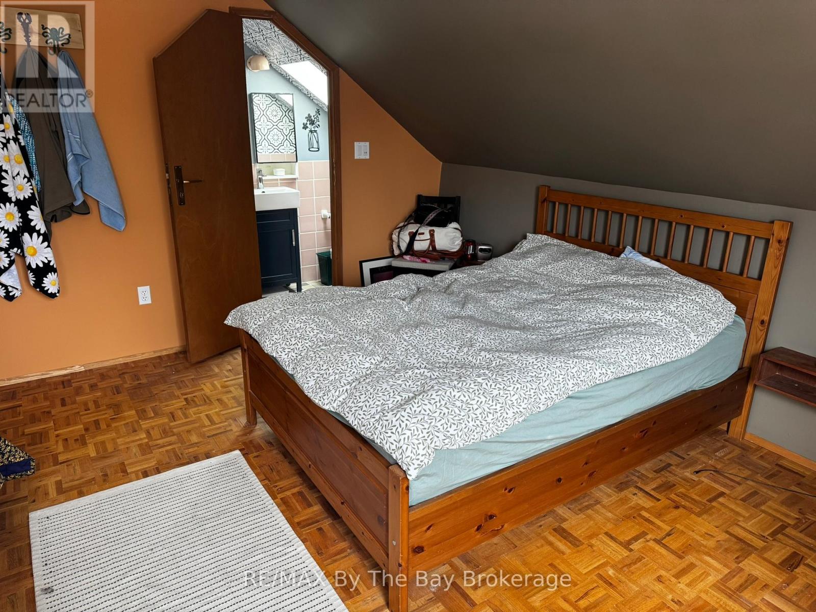 609 SOUTH BAY ROAD - 14