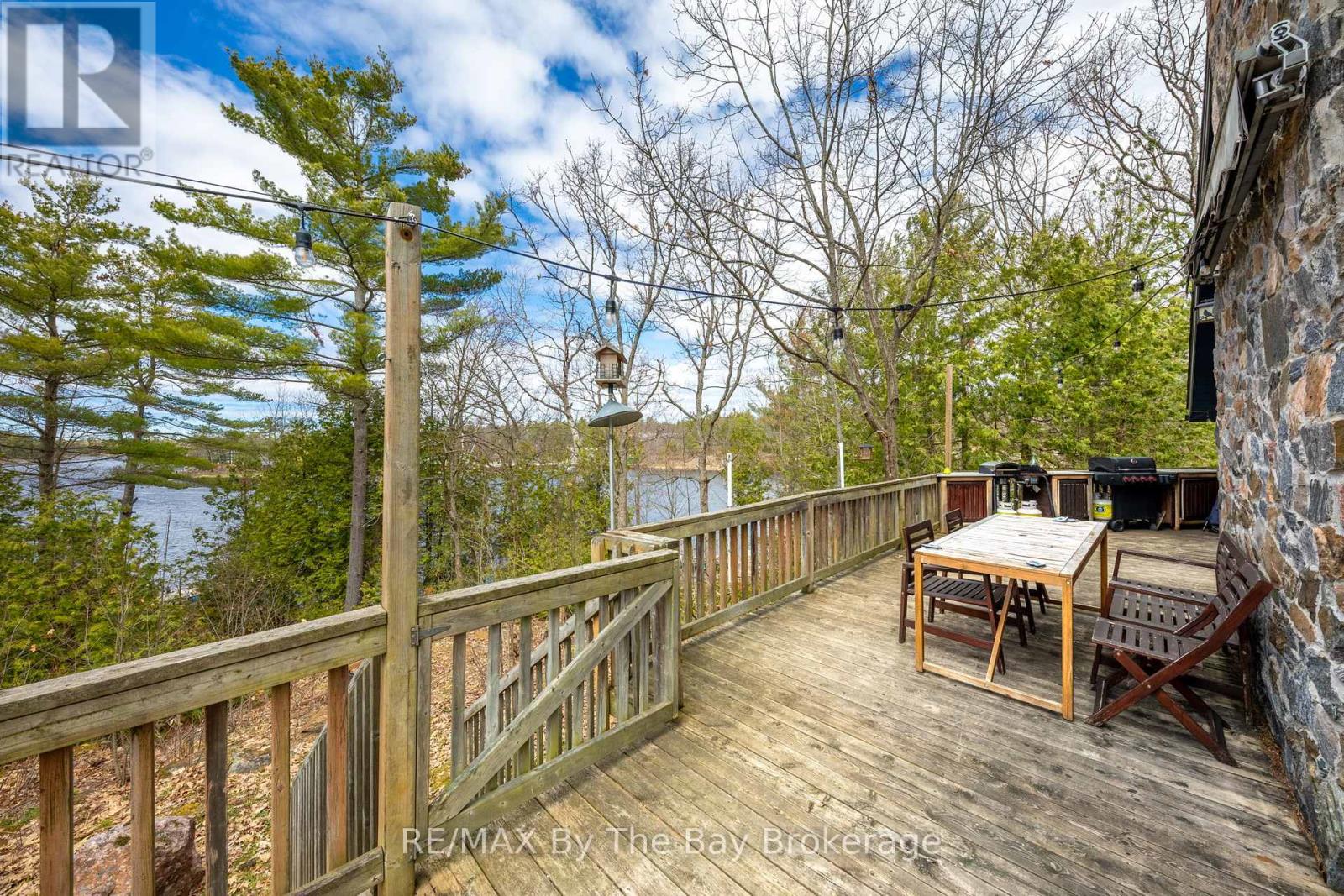 609 SOUTH BAY ROAD - 17