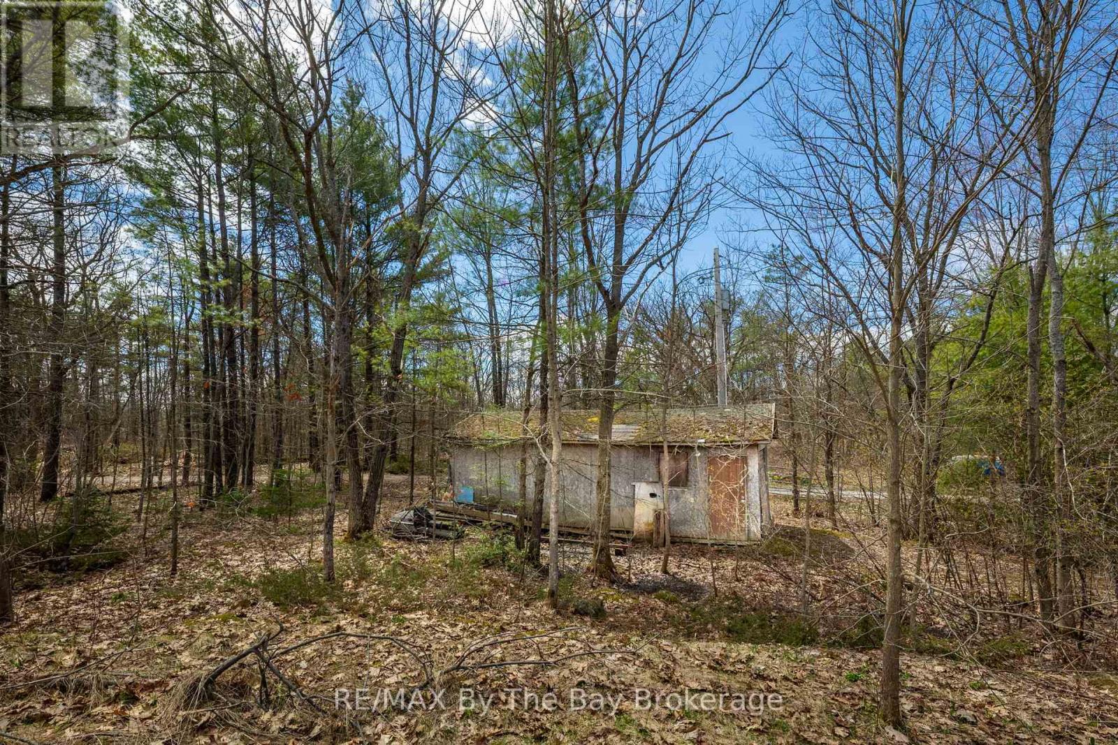 609 SOUTH BAY ROAD - 20