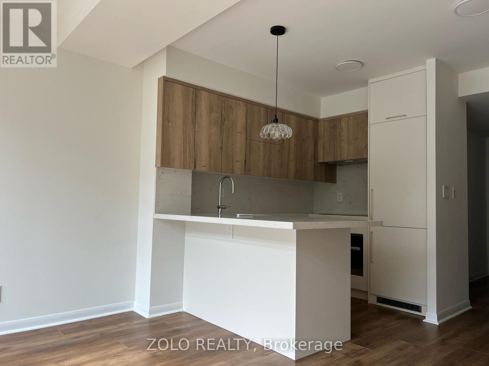 Listing photo of 516 - 96 ST PATRICK STREET