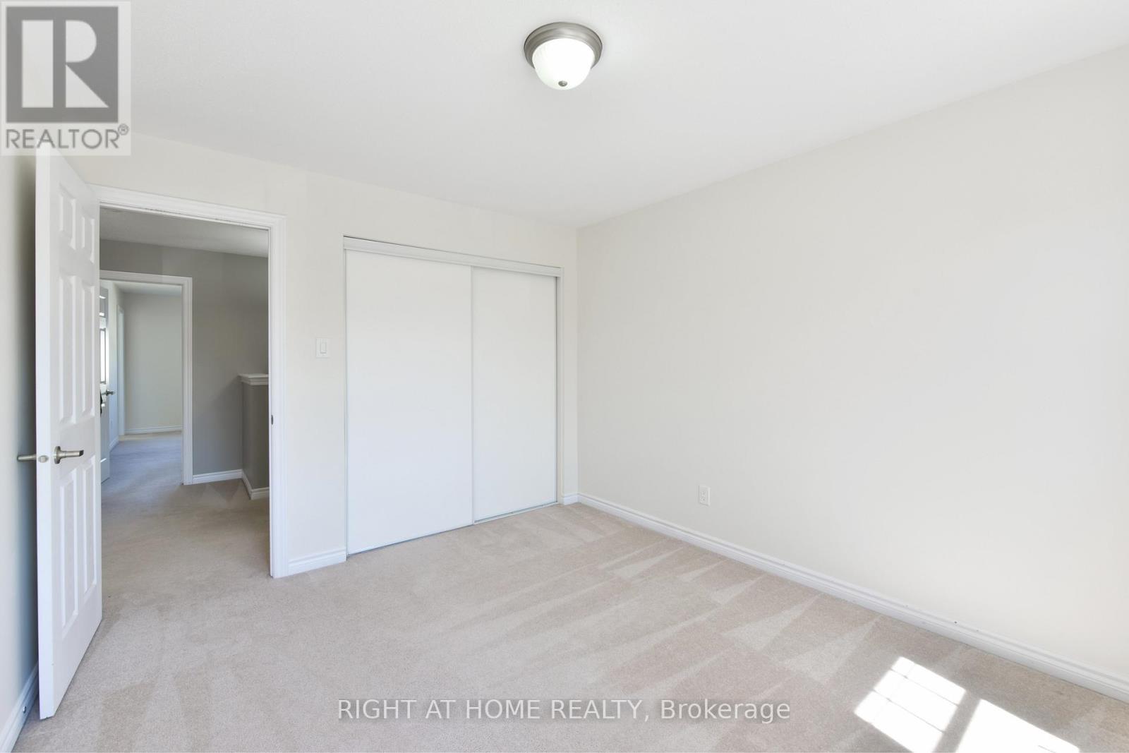 3 Bed, 3 Bath House for Rent in Ottawa – 348 GALLANTRY WAY, Ottawa – MLS# X13074400 - Image 21