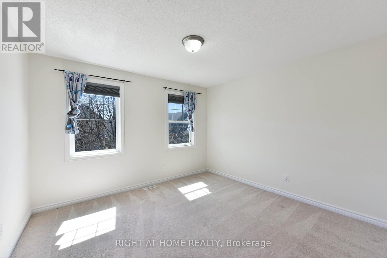 3 Bed, 3 Bath House for Rent in Ottawa – 348 GALLANTRY WAY, Ottawa – MLS# X13074400 - Image 22