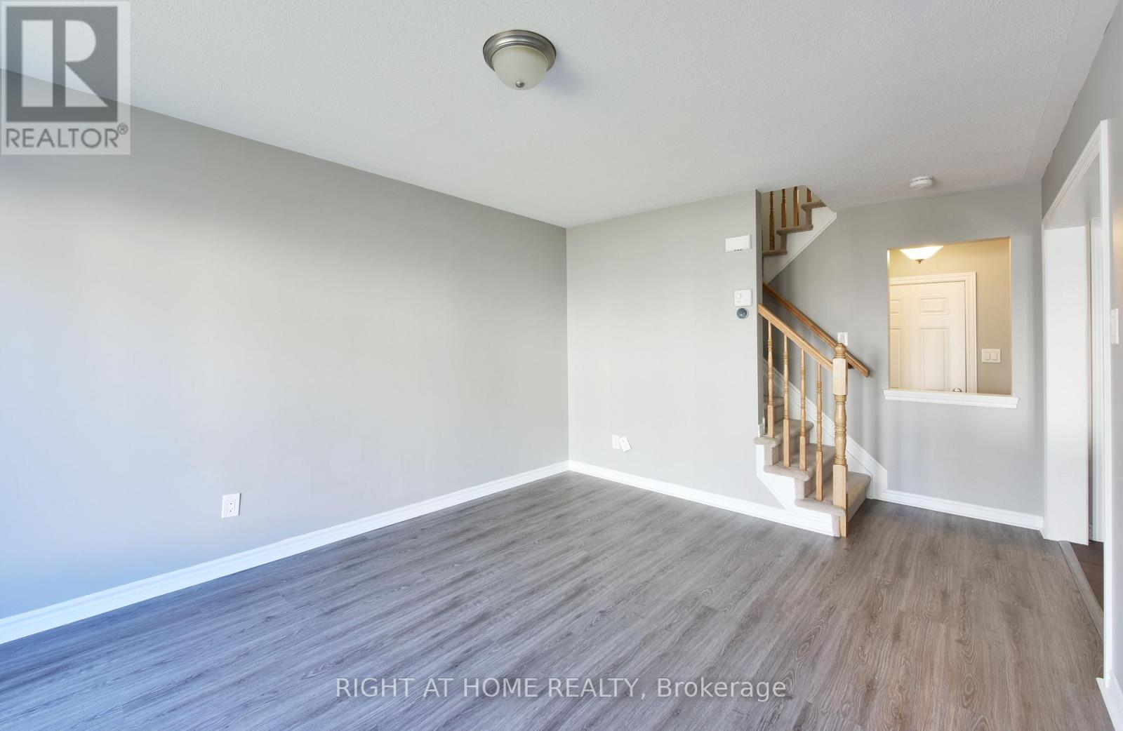 3 Bed, 3 Bath House for Rent in Ottawa – 348 GALLANTRY WAY, Ottawa – MLS# X13074400 - Image 9