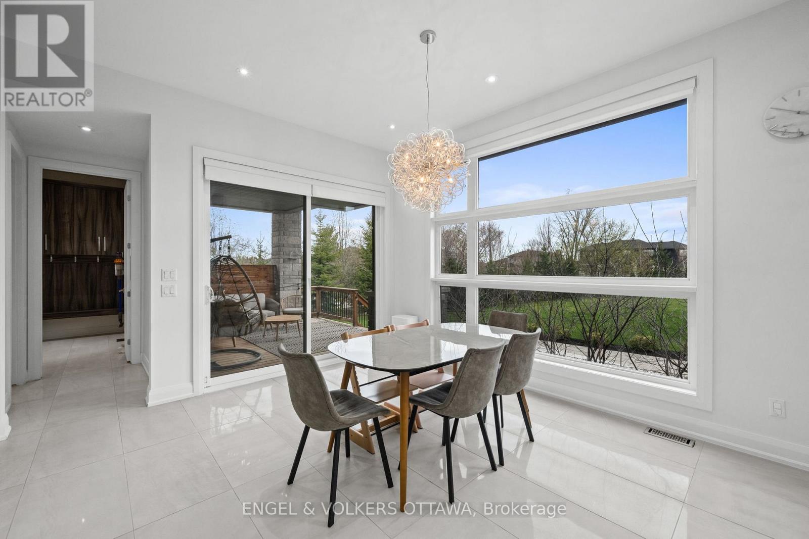 132 DUNBLANE WAY - 15