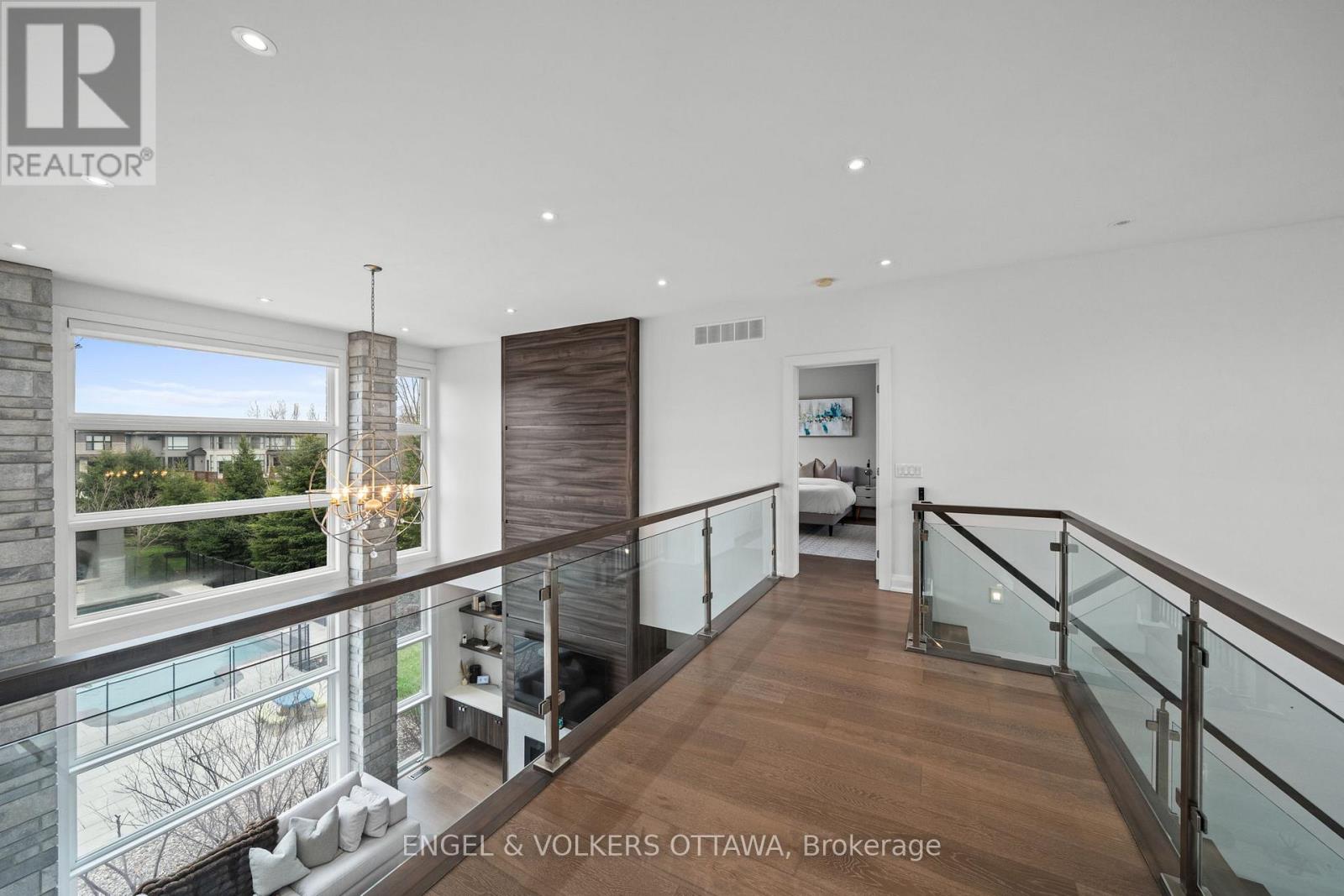 132 DUNBLANE WAY - 26