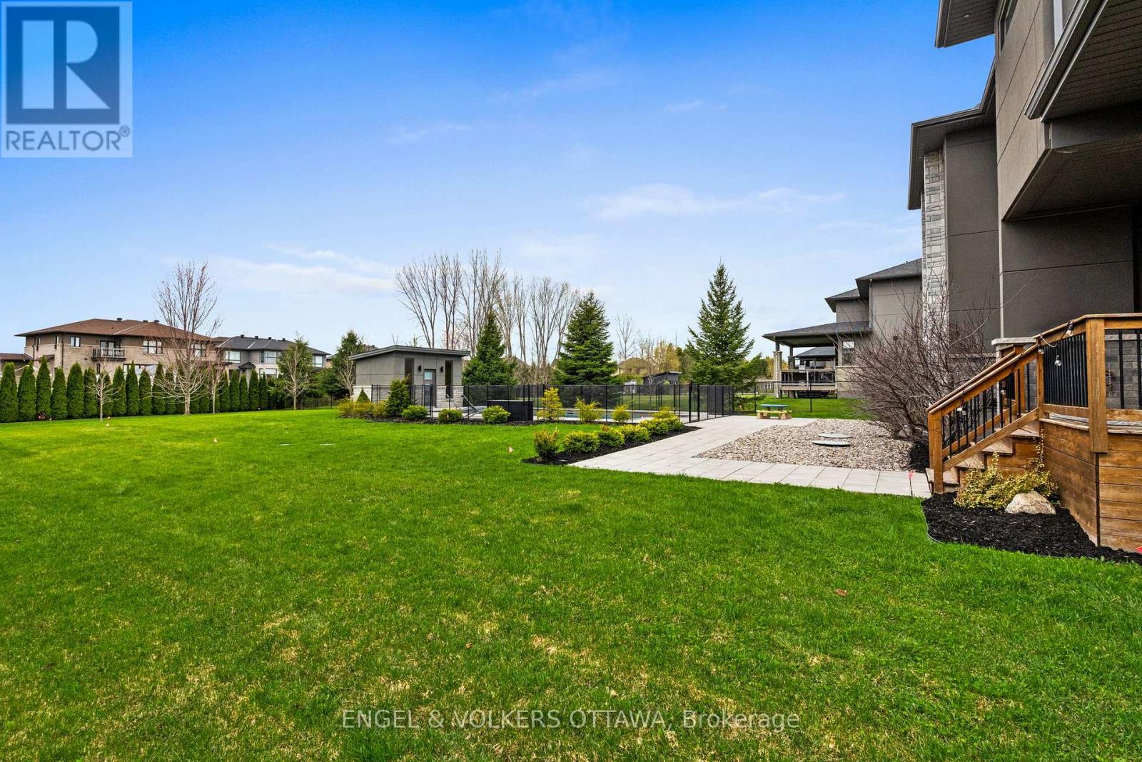 132 DUNBLANE WAY - 42