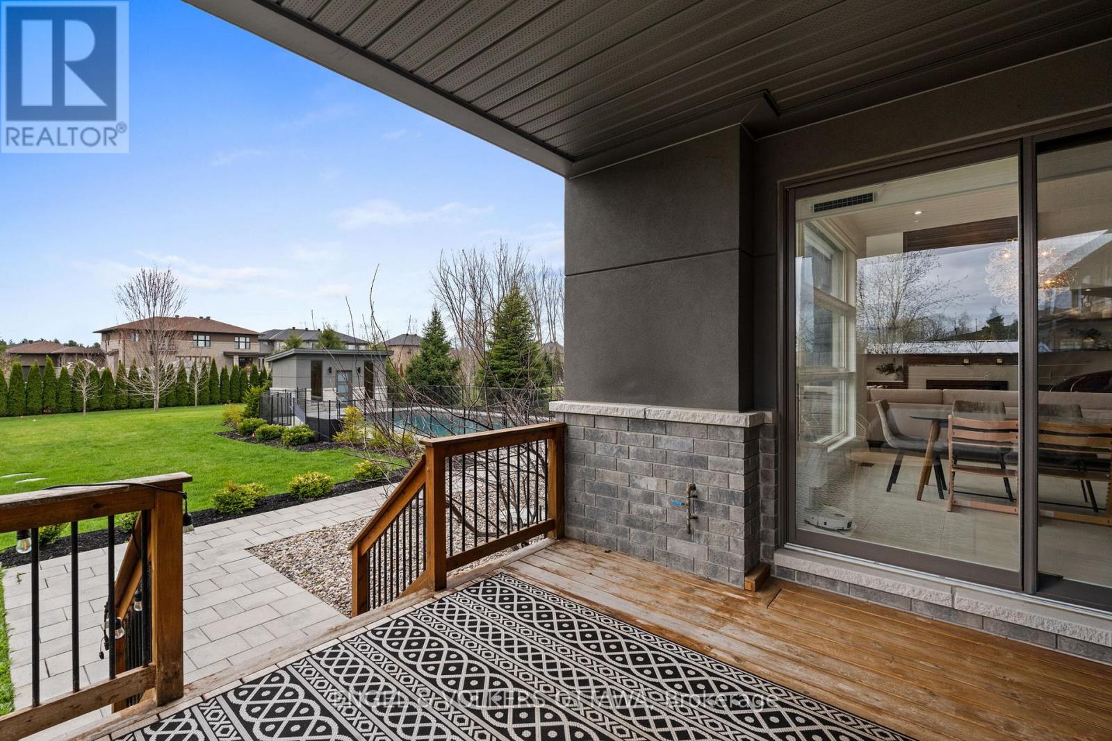 132 DUNBLANE WAY - 45