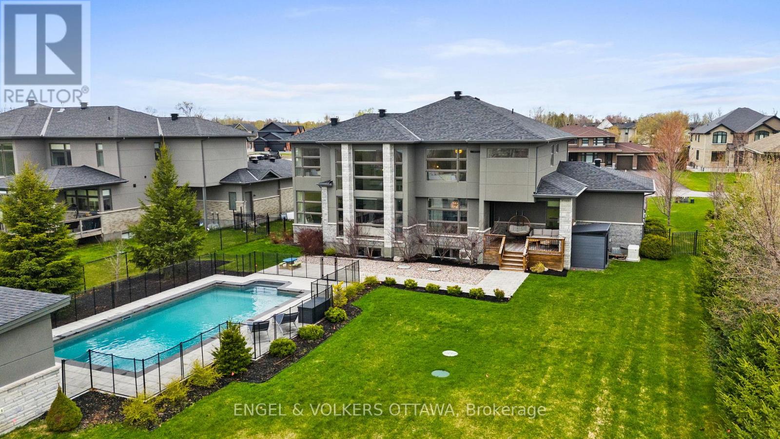 132 DUNBLANE WAY - 49