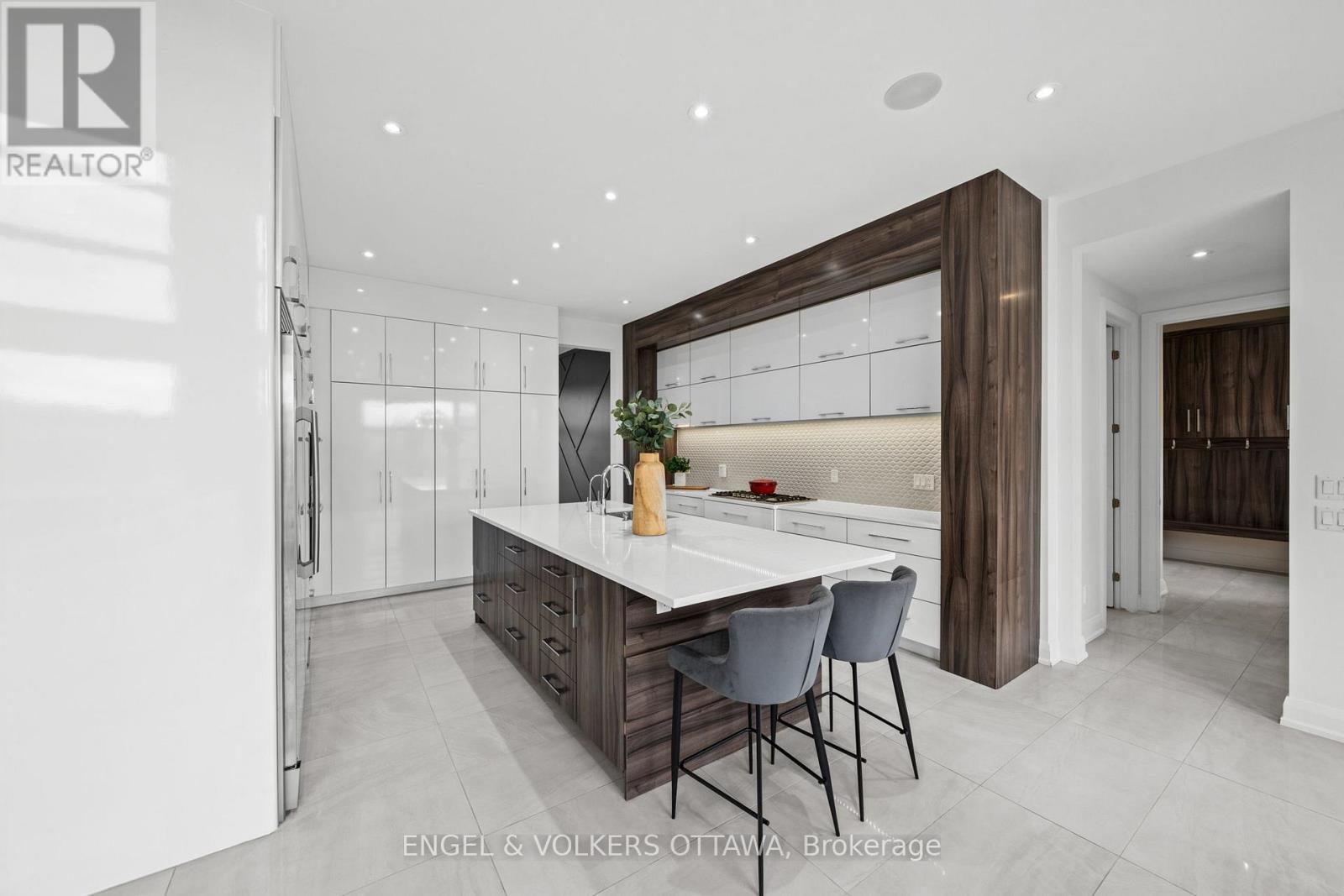 132 DUNBLANE WAY - 9