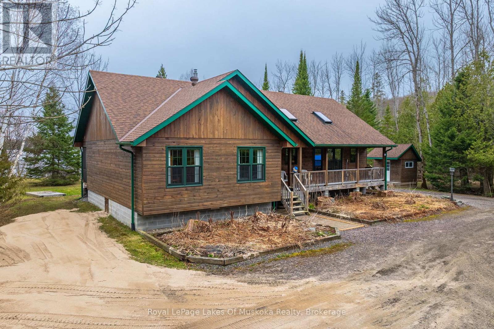 3149 520 HIGHWAY - 35