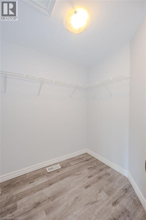 10B LLOYD Street Unit# Upper, St. Catharines, Ontario, L2S2N8 — Photo 30