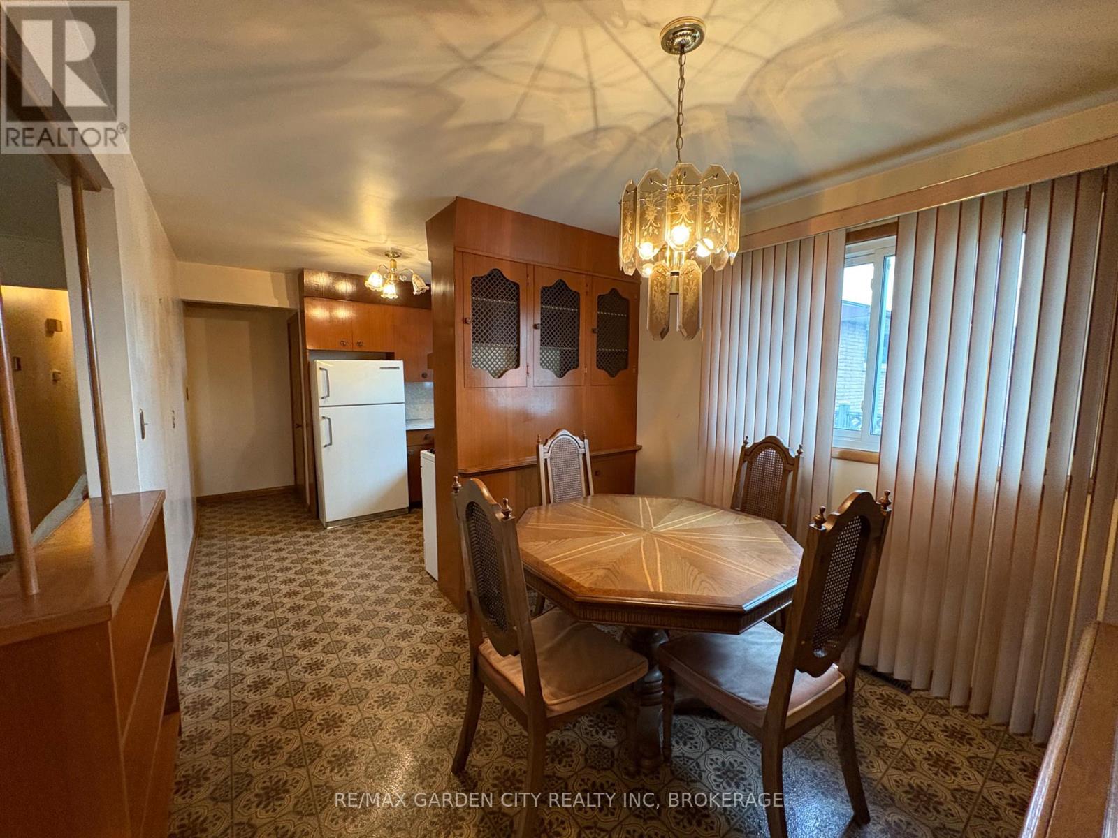 69 STRATHMORE CRESCENT - 17