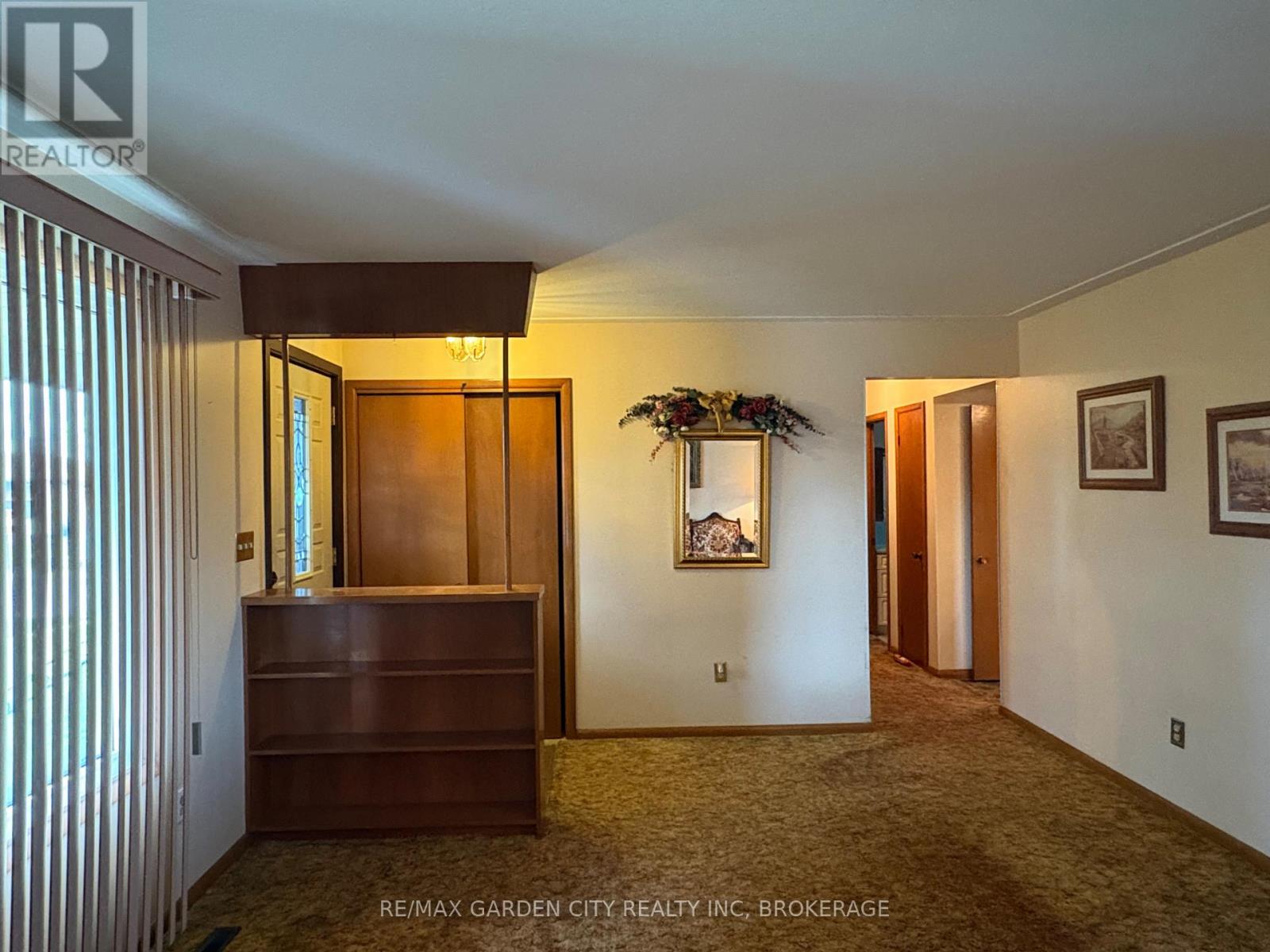 69 STRATHMORE CRESCENT - 9