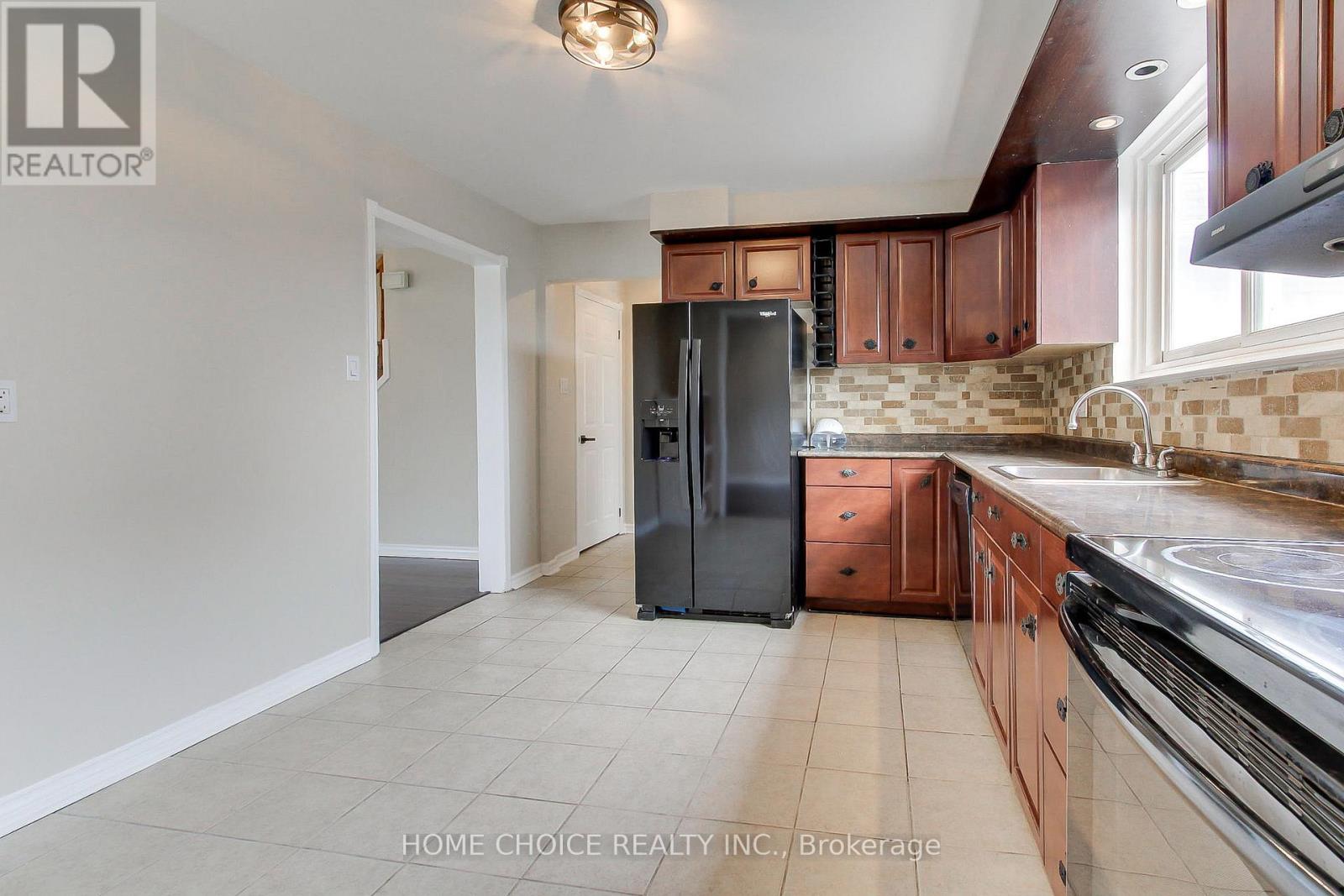 140 MICHAEL BOULEVARD - 19