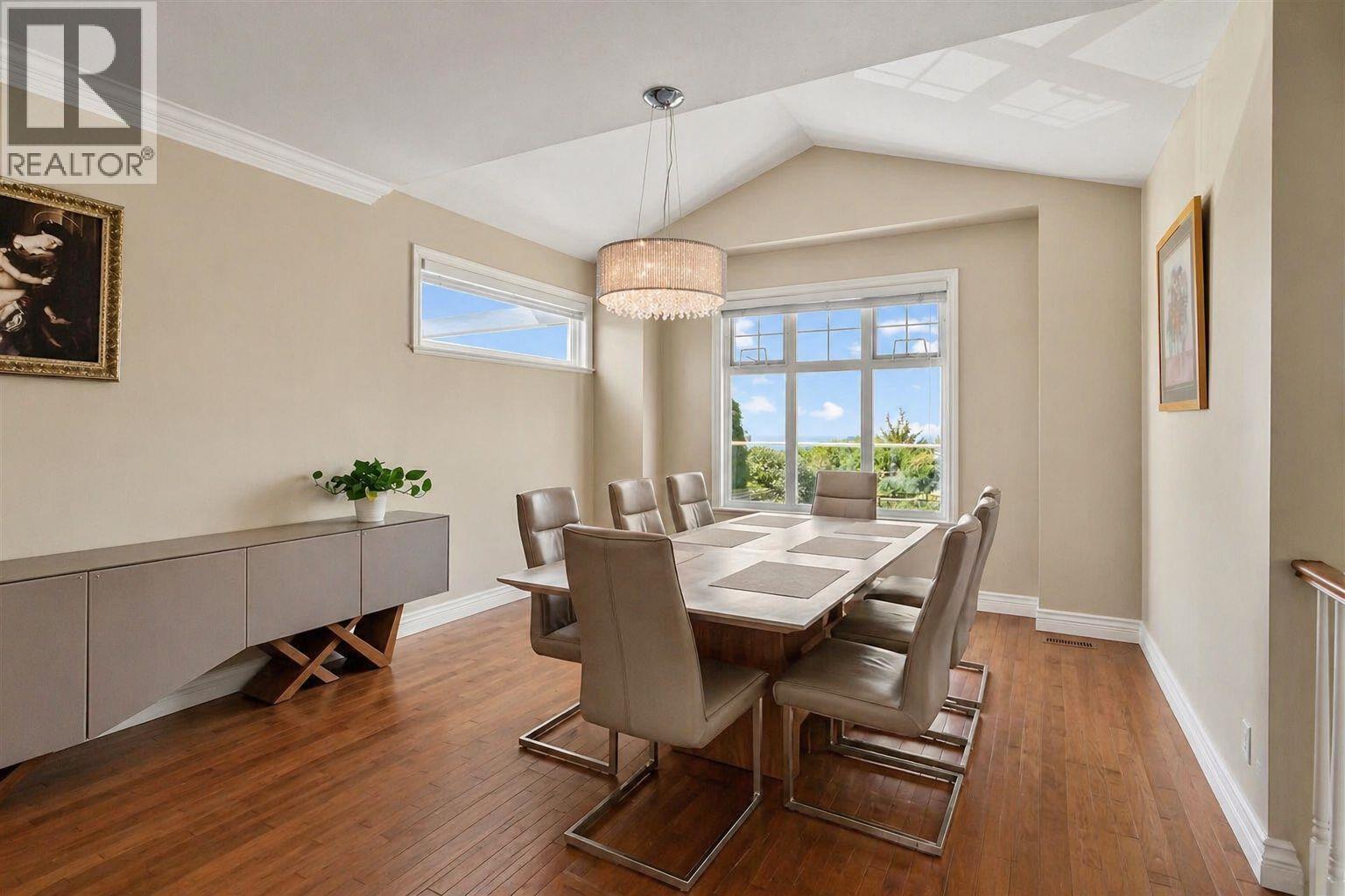 3782 LONSDALE AVENUE — photo 2