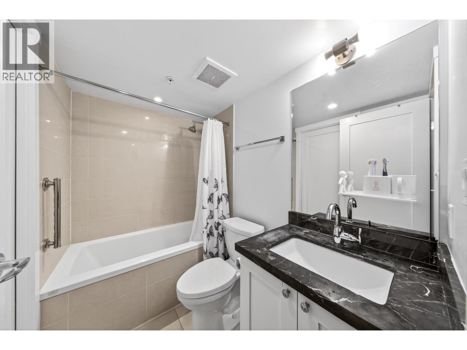 #208-9373 HEMLOCK Drive, Richmond