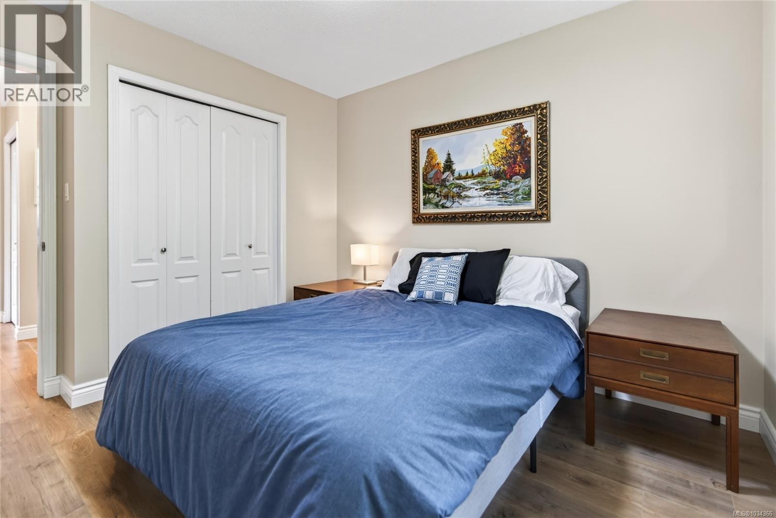 1015 Kingsley Cres - 27