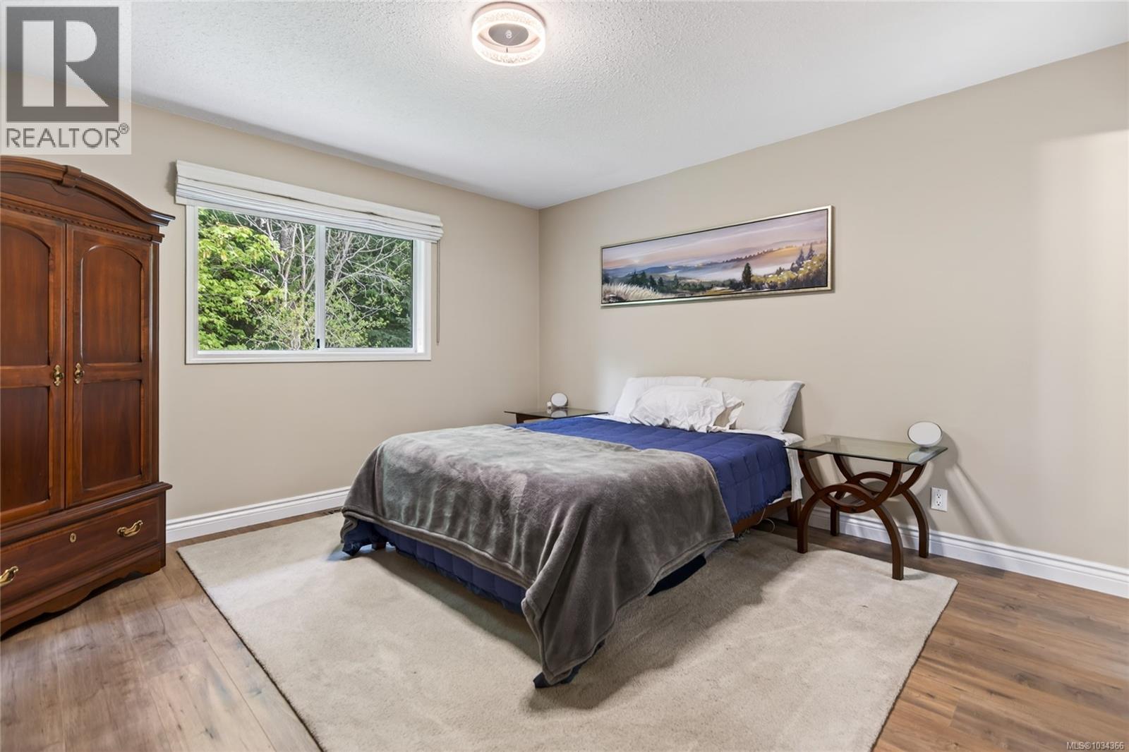 1015 Kingsley Cres - 33