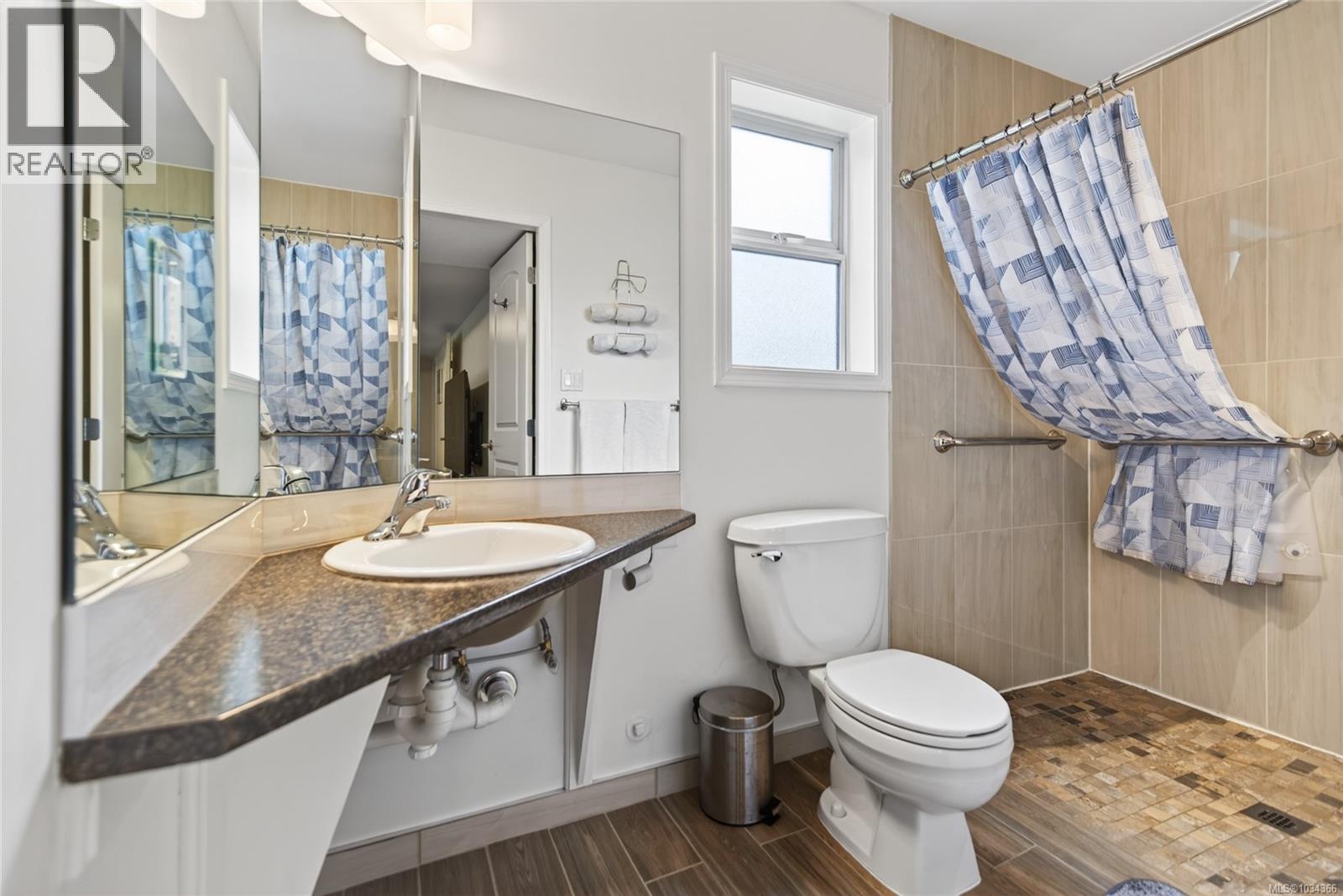 1015 Kingsley Cres - 20