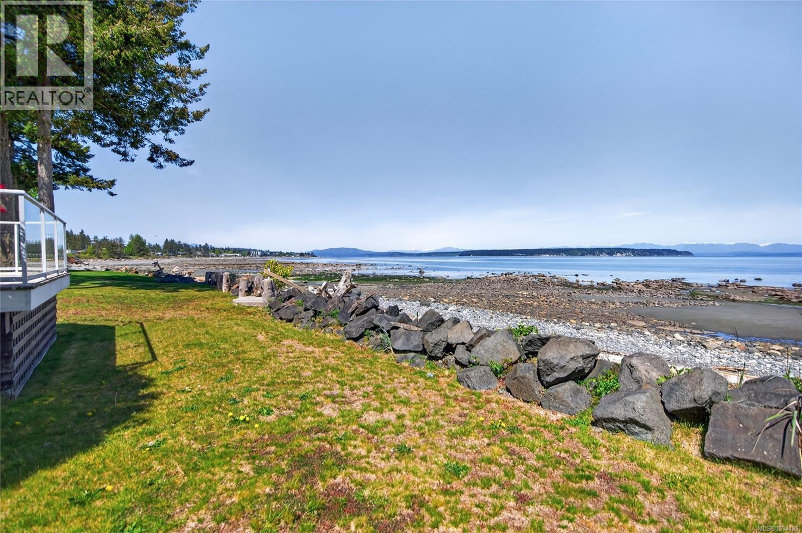 3643 Island Hwy S - 59